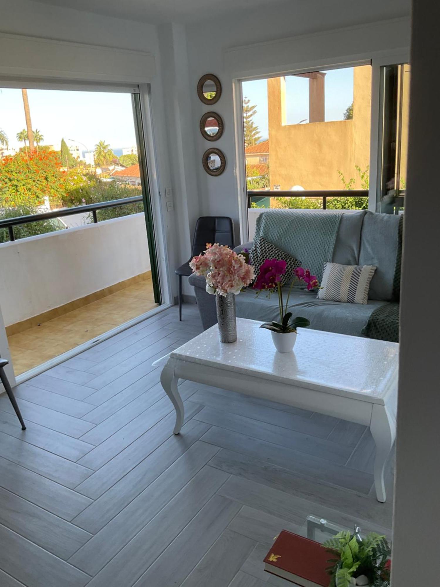 Appartement Moderne Pour 6 Adultes ベナルマデナ エクステリア 写真